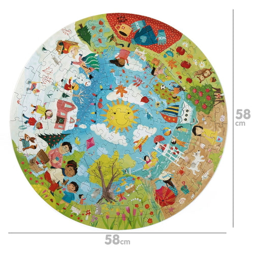 Ronde kinderpuzzel met illustraties van de vier seizoenen en spelende kinderen, met een diameter van 58 cm.