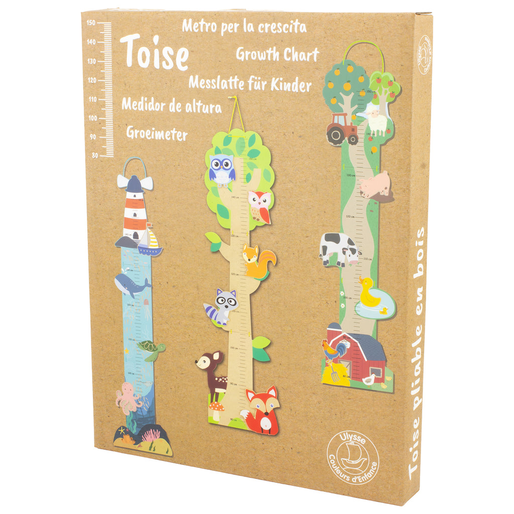 Verpakking van houten groeimeter voor kinderen met verschillende thema’s, waaronder zee-thema, natuur en boerderij.